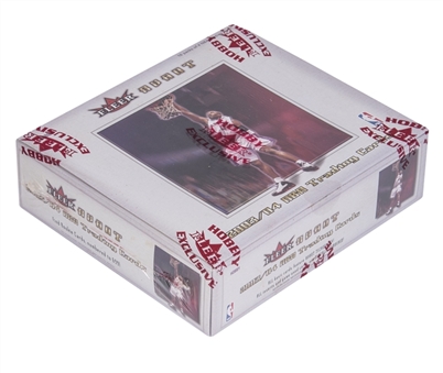 2003-04 Fleer Avant Basketball Sealed Hobby Box (18 Packs)